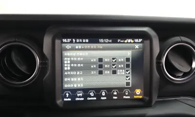 Jeep Wrangler 2021, 27843 км, за 27288.88 USD - фото 16