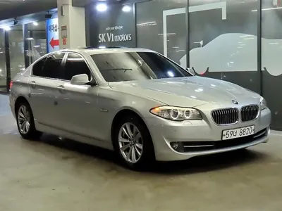 BMW 5-Series · 2012 год