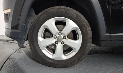 Jeep Compass 2018, 39212 км, за 9576.55 USD