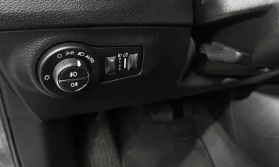 Jeep Compass 2018, 39212 км, за 9576.55 USD - фото 18