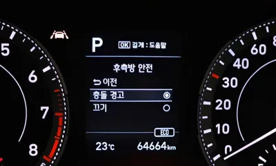 Hyundai Venue 2020, 64664 км, за 8385.88 USD - фото 16