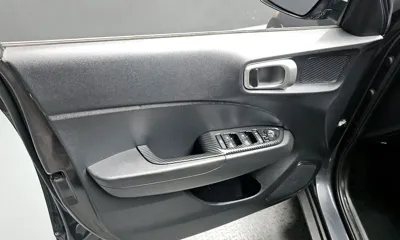 Hyundai Venue 2020, 64664 км, за 8385.88 USD - фото 24