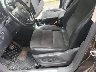 Volkswagen Tiguan 2014, 118100 км, за 5296.83 USD - фото 12