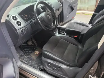 Volkswagen Tiguan 2014, 118100 км, за 5296.83 USD - фото 13