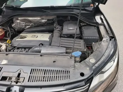 Volkswagen Tiguan 2014, 118100 км, за 5296.83 USD - фото 24