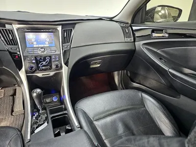 Hyundai Sonata 2011, 202945 км, за 1758.16 USD - фото 10