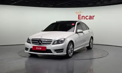 Mercedes-Benz C-Class · 2012 год