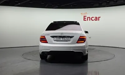 Mercedes-Benz C-Class 2012, 95689 км, за 4426.82 USD