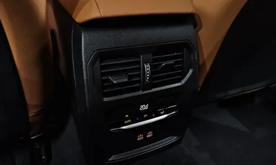 BMW 3-Series 2025, 15084 км, за 34373.37 USD - фото 30