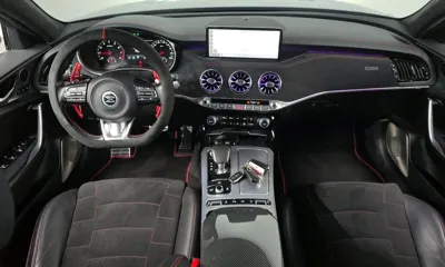 Kia Stinger 2022, 52269 км, за 17773.37 USD - фото 7