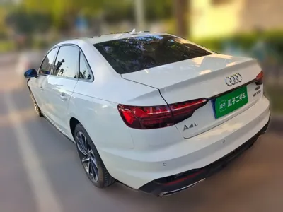 Audi A4L 2023, 32400 км, за 28663 USD - фото 4