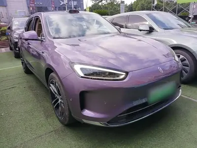AITO 问界 AITO M5 2025, 8100 км, за 26896.45 USD