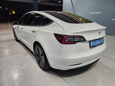 Tesla Model 3 2022, 186627 км, за 15926.67 USD