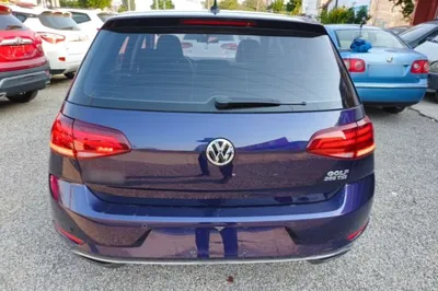 Volkswagen Golf 2020, 36800 км, за 11393 USD
