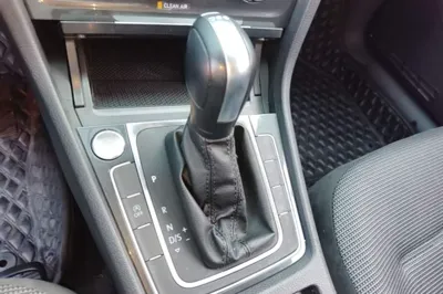 Volkswagen Golf 2020, 36800 км, за 11393 USD - фото 21