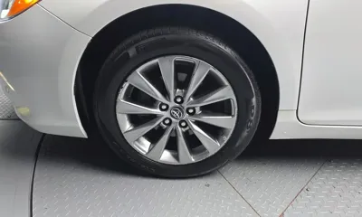 Toyota Camry 2017, 39559 км, за 10043.32 USD