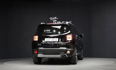 Jeep Renegade 2018, 23814 км, за 10467.09 USD