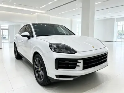Porsche Cayenne 2023, 54000 км, за 96937.5 USD