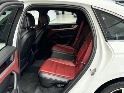 Porsche Cayenne 2023, 54000 км, за 96937.5 USD - фото 7