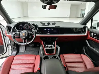 Porsche Cayenne 2023, 54000 км, за 96937.5 USD - фото 8
