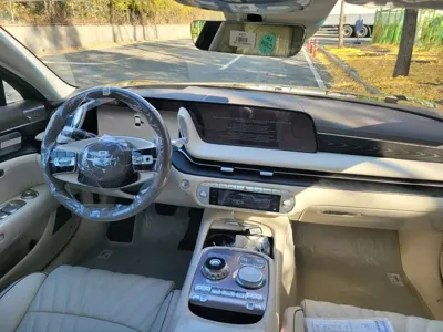 Genesis G90 2026, 15 км, за 56384.39 USD