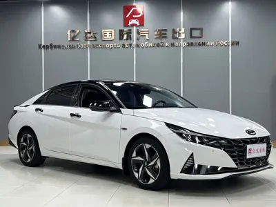 Hyundai Elantra 2023, 47000 км, за 13801.97 USD