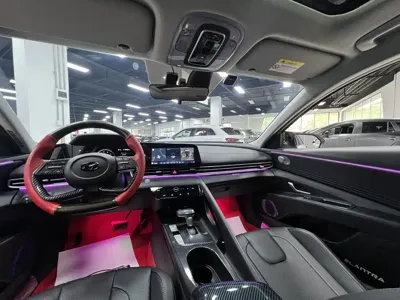 Hyundai Elantra 2023, 47000 км, за 13801.97 USD - фото 22