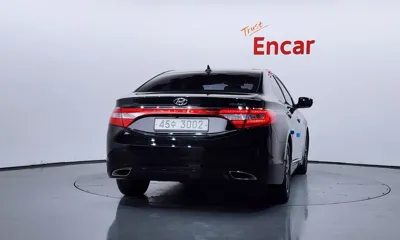 Hyundai Grandeur 2013, 151812 км, за 2996.74 USD