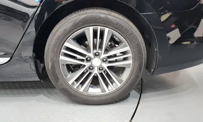 Hyundai Grandeur 2013, 151812 км, за 2996.74 USD - фото 21