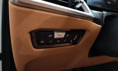 BMW 3-Series 2025, 6856 км, за 28147.95 USD - фото 30