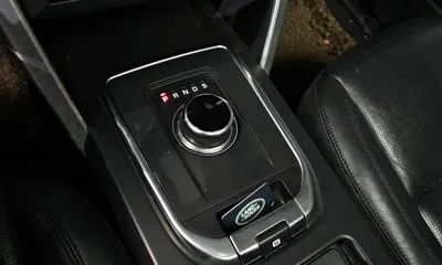 Land Rover Discovery Sport 2018, 170759 км, за 4625.04 USD - фото 9