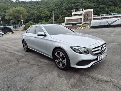 Mercedes-Benz E-Class · 2017 год