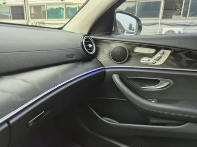 Mercedes-Benz E-Class 2017, 156741 км, за 10986.15 USD - фото 19