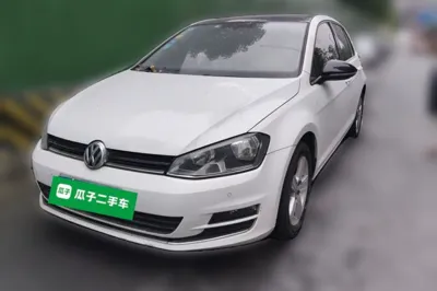 Volkswagen Golf · 2017 год