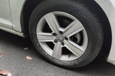 Volkswagen Golf 2017, 77900 км, за 8775 USD