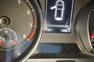 Volkswagen Golf 2017, 77900 км, за 8775 USD - фото 9