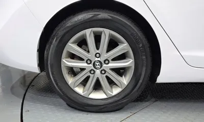 Hyundai Avante 2015, 119087 км, за 3127.04 USD