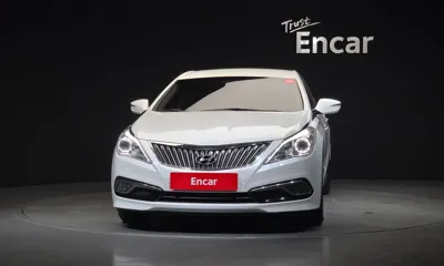 Hyundai Grandeur 2015, 171060 км, за 3832.18 USD
