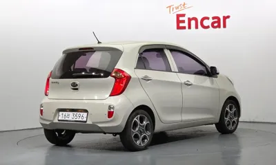 Kia Morning 2013, 70016 км, за 3150.85 USD