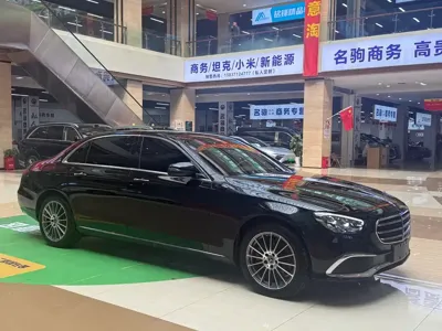 Mercedes-Benz E-Class 2021, 50000 км, за 33224.64 USD