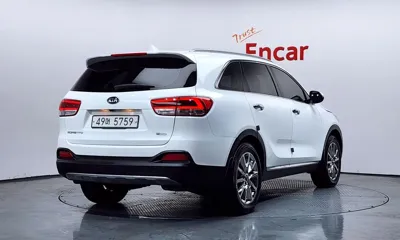 Kia Sorento 2015, 185443 км, за 5616.12 USD