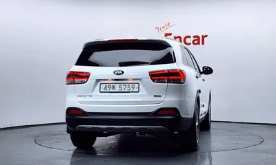 Kia Sorento 2015, 185443 км, за 5616.12 USD