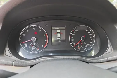 Volkswagen Passat 2015, 168900 км, за 6689 USD - фото 10