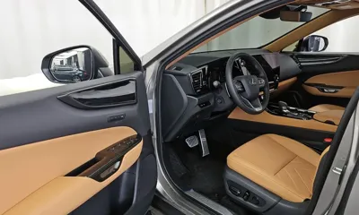 Lexus NX 2025, 3361 км, за 39979.18 USD - фото 10