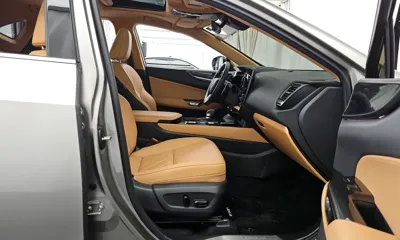 Lexus NX 2025, 3361 км, за 39979.18 USD - фото 11