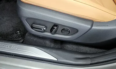 Lexus NX 2025, 3361 км, за 39979.18 USD - фото 32