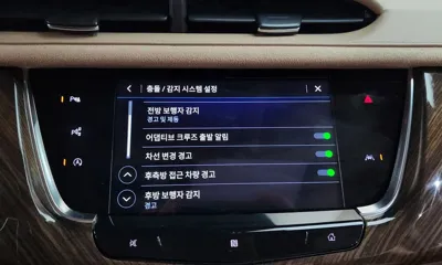 Cadillac XT6 2021, 32729 км, за 30189.05 USD - фото 34