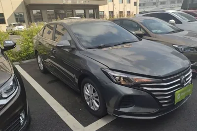 Changan Eado 2022, 4100 км, за 7429 USD