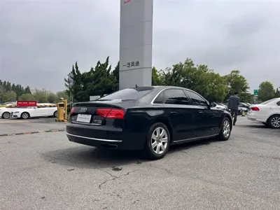Audi A8 2014, 101000 км, за 12911.93 USD