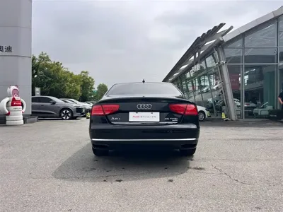 Audi A8 2014, 101000 км, за 12911.93 USD